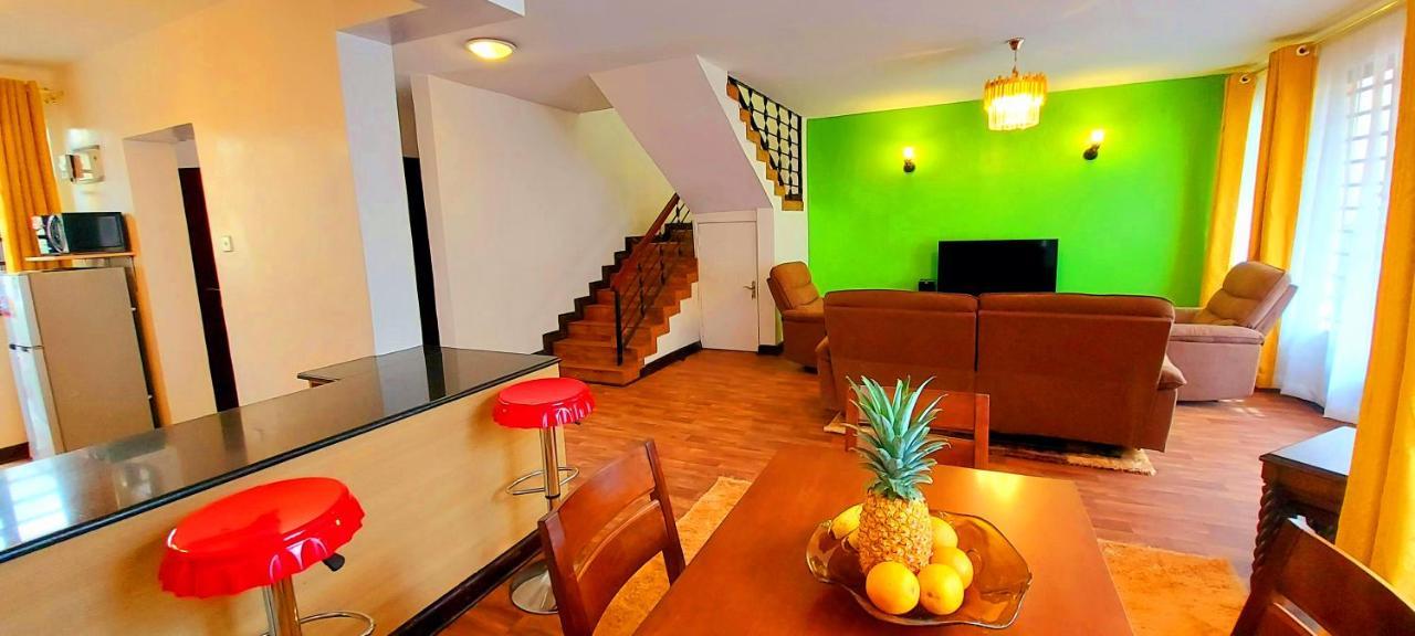 Pleasant Nest Homestay Near Jkia Airport And Sgr Station Найробі Екстер'єр фото
